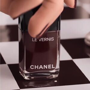 LIMITED edition CHANEL Rouge Noir collection ROUGE NOIR Nail #397